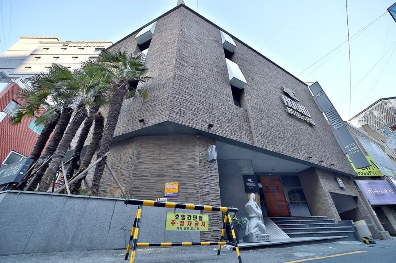 Seomyeon Hound Hotel 1St Street Busan Esterno foto