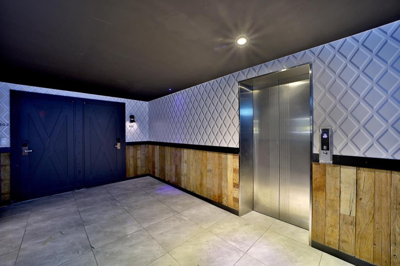 Seomyeon Hound Hotel 1St Street Busan Esterno foto